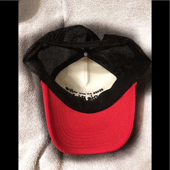 Born Broke Die Rich Trucker Hat - Picture 2 of 2